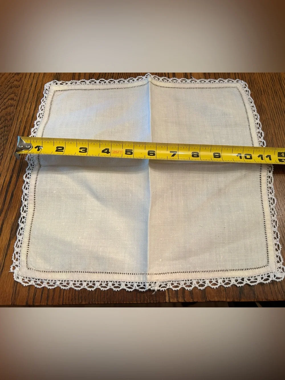 Set /6 Cream Lace-Edged Fine Linen Napkins, 11” square- never used, blemish free